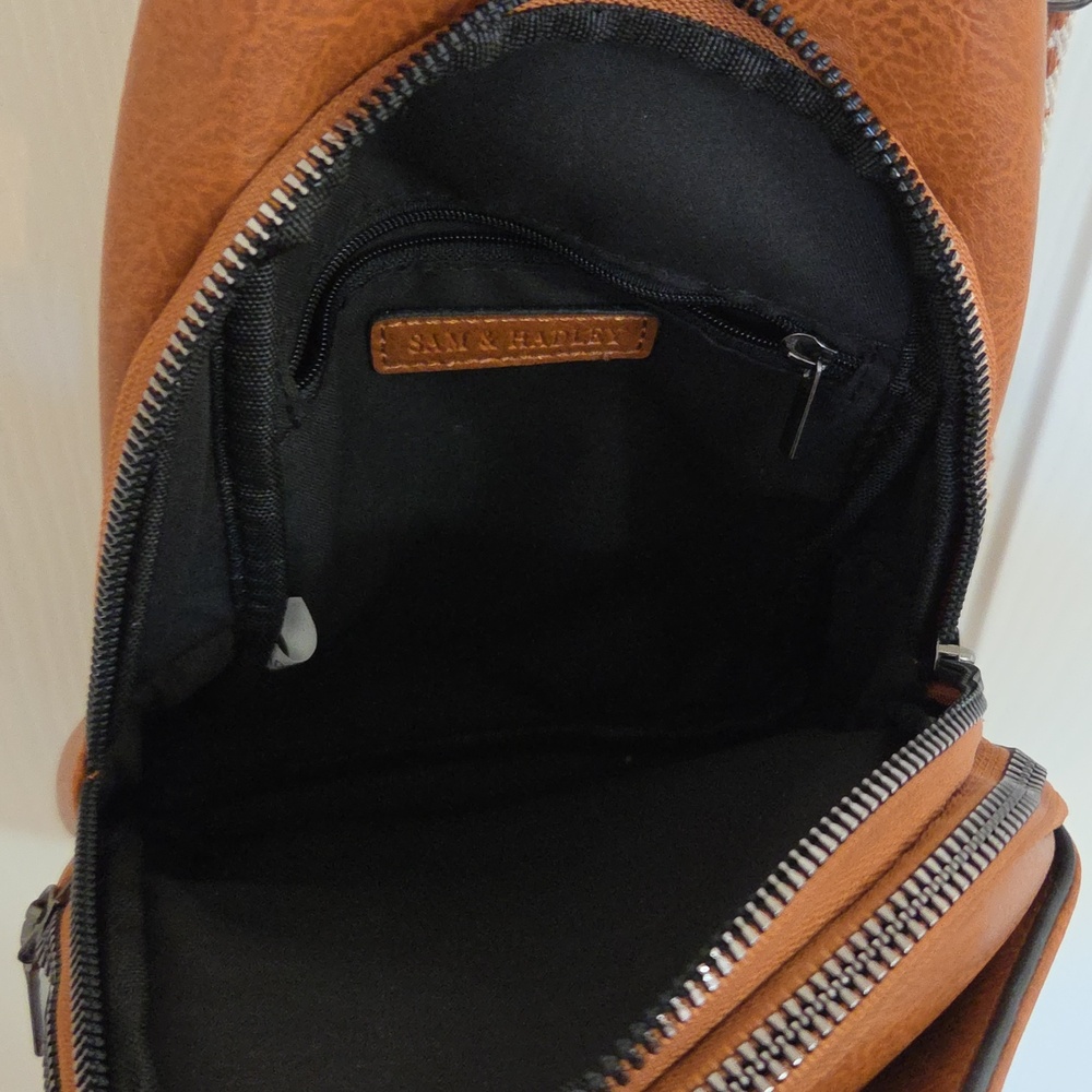 Sam and Hadley Crossbody Sling Bag with Patterned Strap - Picture 4 of 10